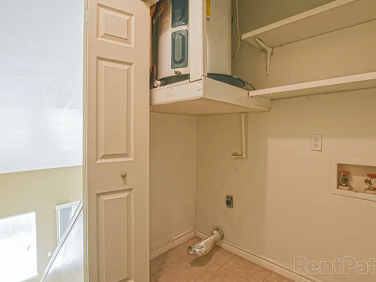 Parkside Townhomes — Photo 9