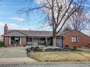 2 Marne Dr, Lake Saint Louis, MO 63367