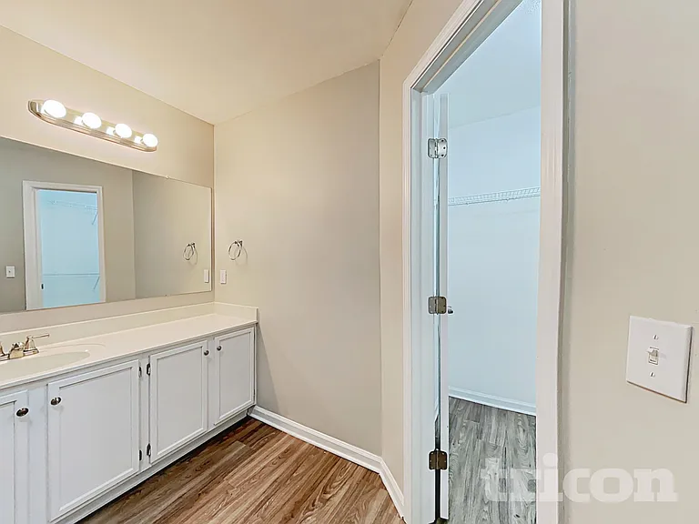 143 Markham Dr — Photo 14