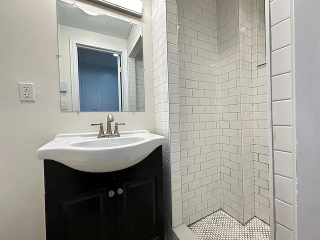 64 Prince St #1 — Photo 9