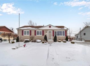 111 Hackett Dr, Tonawanda, NY 14150