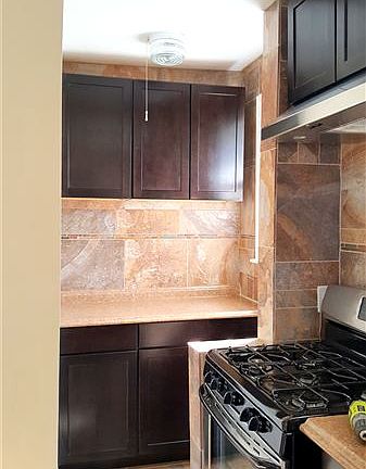 4th image of 8220 S Paulina St