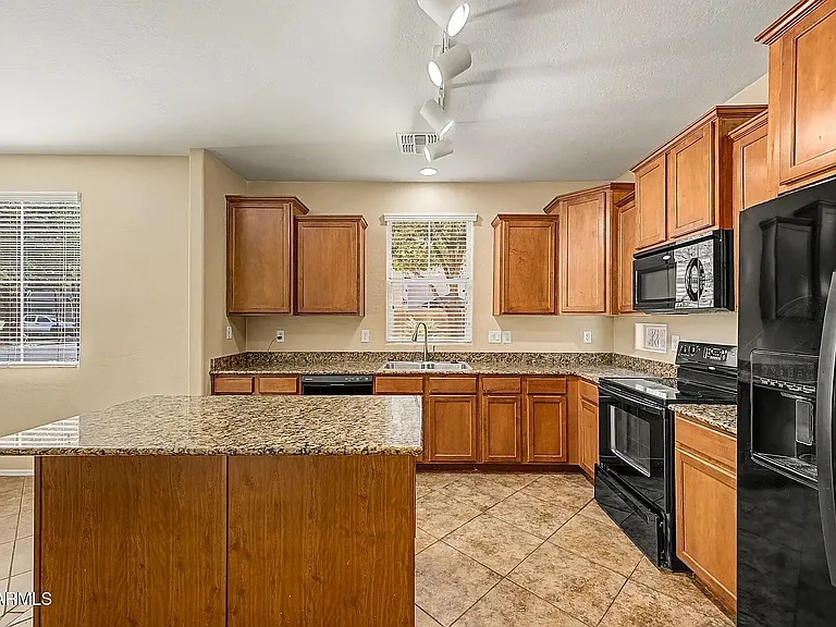 4342 E Carla Vista Dr — Photo 30