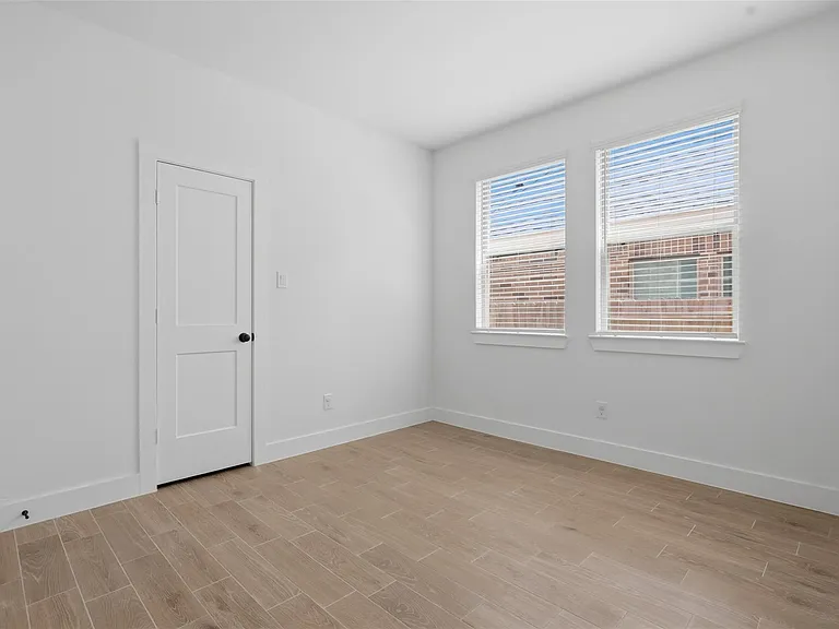 313 Rise Ln — Photo 14
