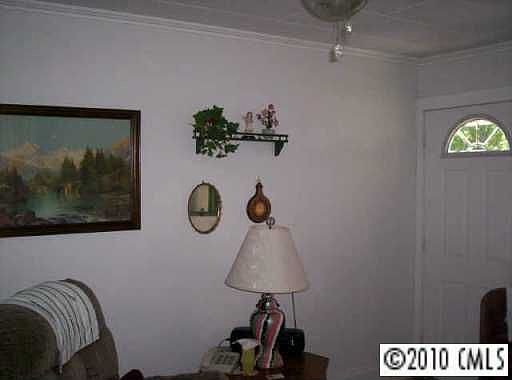 2nd image of 520 Florence Ave