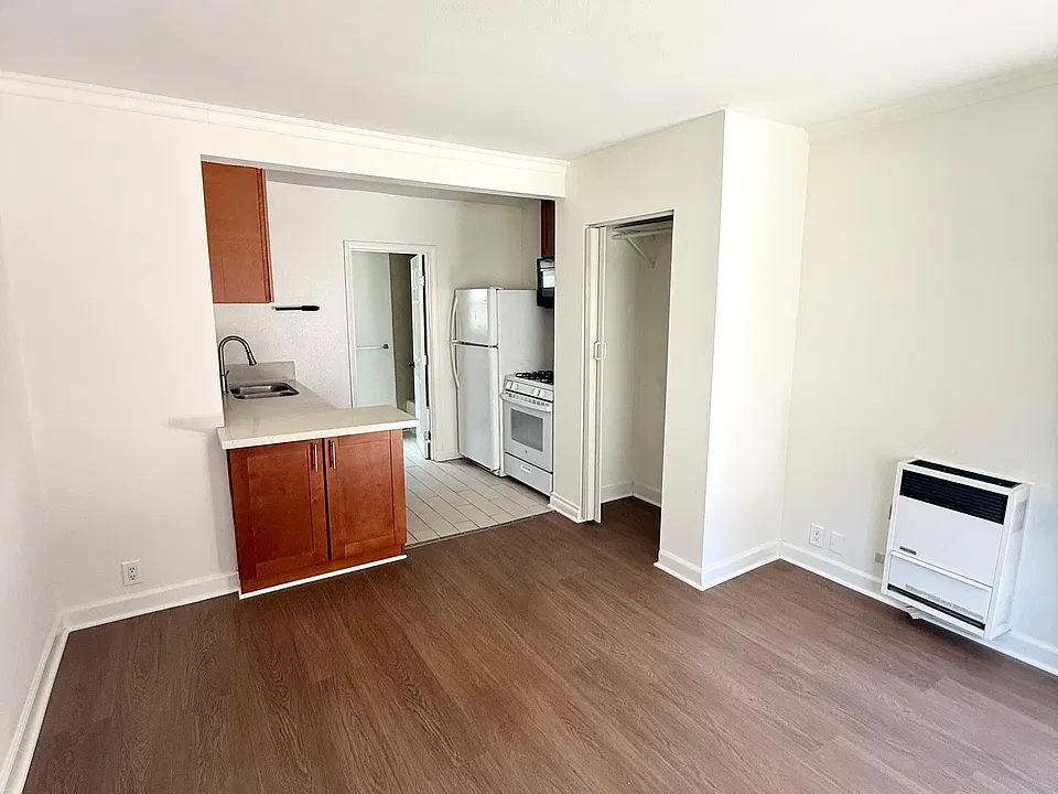 4289 Leimert Blvd #2