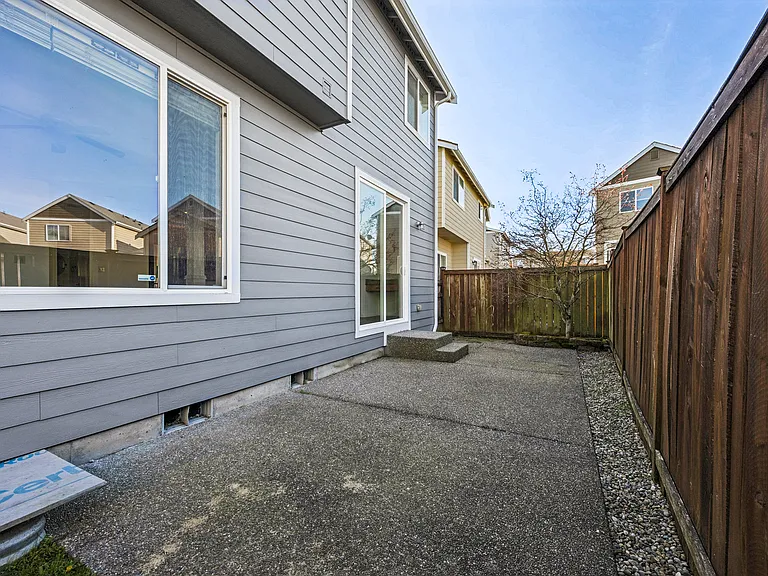 18314 115th Ave E — Photo 34