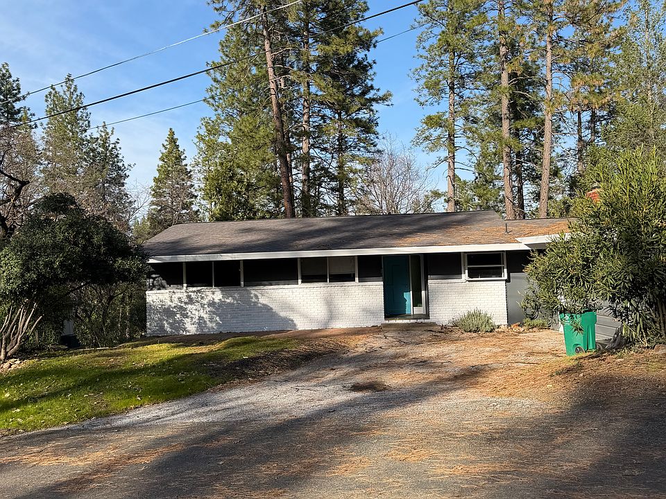 1st image of 2449 Giovanni Dr