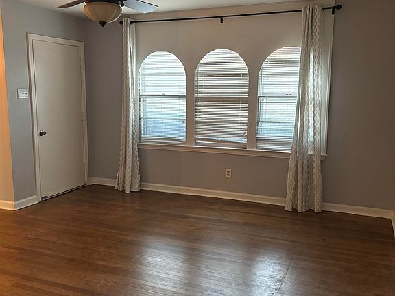 2nd image of 1646 Welsh Rd