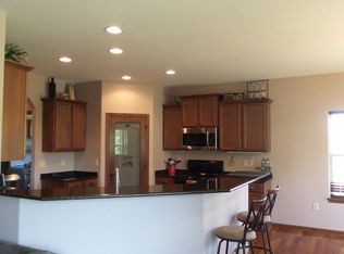 W225N8958 Jolyn Dr, Lisbon, WI 53089