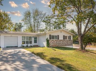 1018 Paula Dr, Arnold, MO 63010