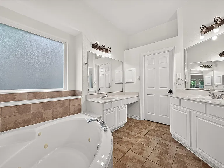 18 Petal Park Pl — Photo 42