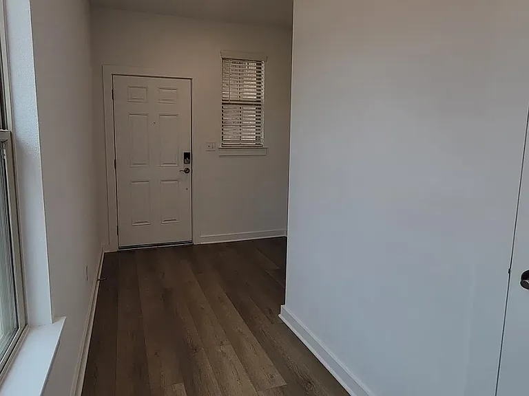 465 Bristlecone Bnd — Photo 3
