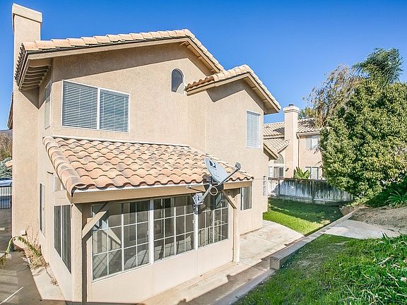 2nd image of 34927 Shadowwood Dr