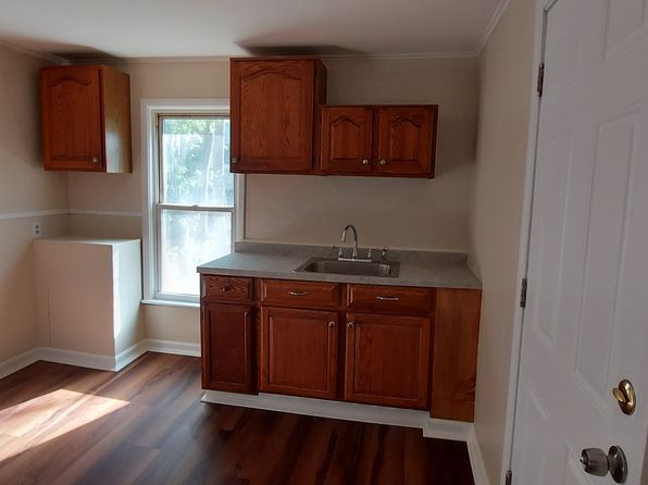 102 Summit Ave Floor 2