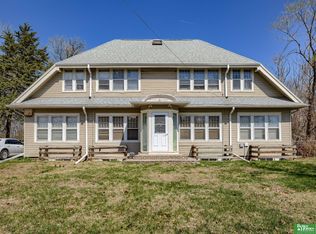 2322 Read St, Omaha, NE 68112