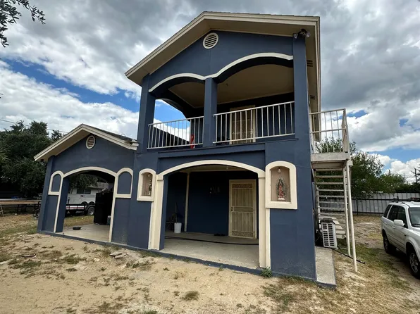 5408 Romeo Ln, Zapata, TX 78076