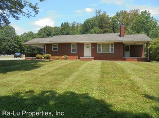 2053 Old Hollow Rd, Walkertown, NC 27051