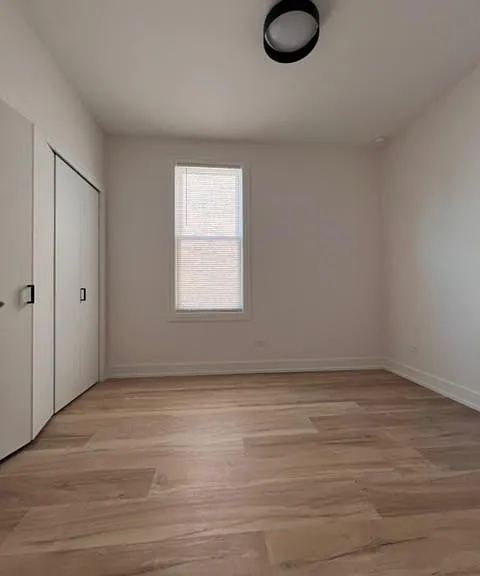 2934 N Avers Ave #2 — Photo 7