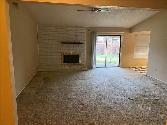 4th image of 2205 Greenvalley Dr