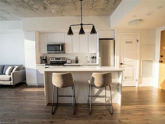 3rd image of 7 Erie Ave #801