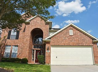 2505 Rusting Creek Dr, Pearland, TX 77584