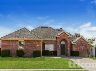 6414 Quail Valley Dr, Midlothian, TX 76065