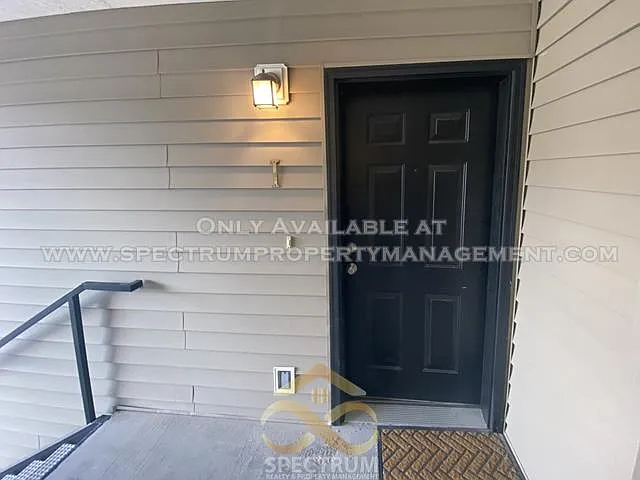 1563 Westbury Way #I — Photo 4