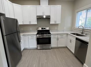 5208 Manila, Oakland, CA 94618