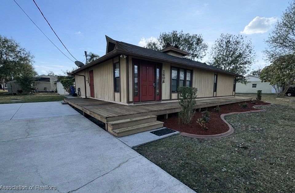 1st image of 1601 Gramarcy Ave