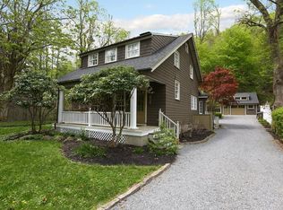 6653 Fleecydale Rd, Lumberville, PA 18933