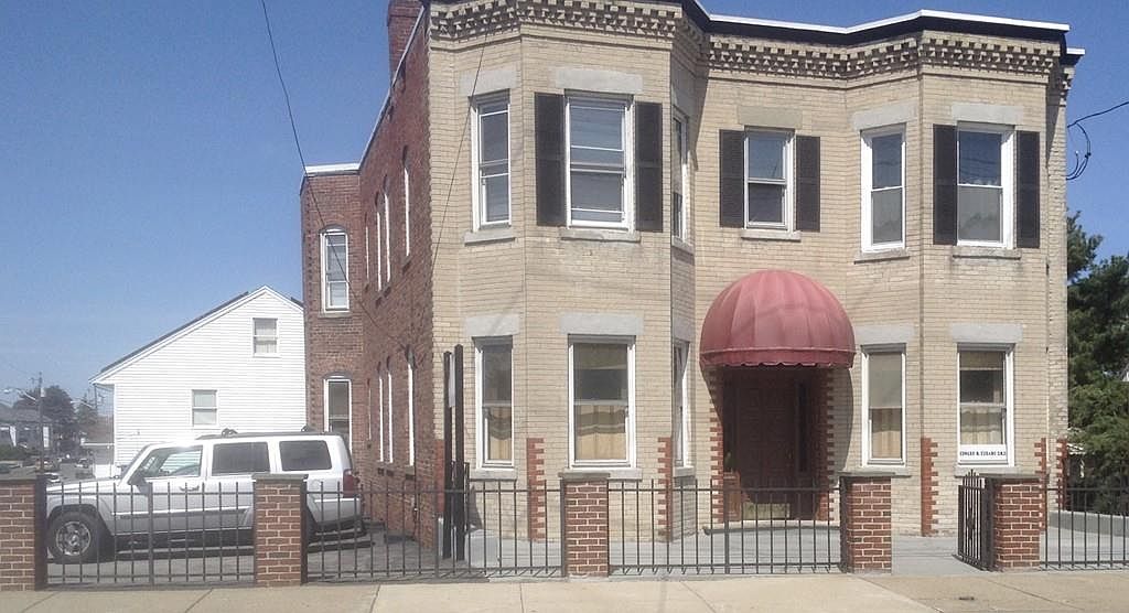 69 Malden St, Revere, MA 02151 Zillow