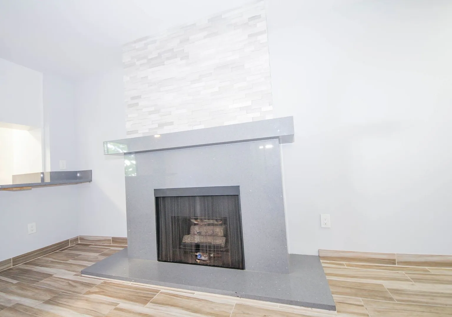 Shelby Expo Apts. — Photo 2