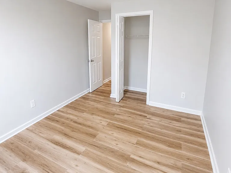 2538 E Fayette St — Photo 3