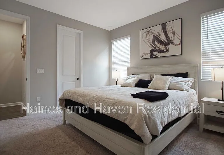 832 Blue Creek Dr — Photo 18