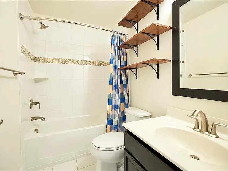 4315 Broad Hill Dr #AA — Photo 5