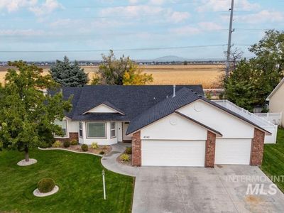 4242 W Niemann Dr, Meridian, ID, 83646