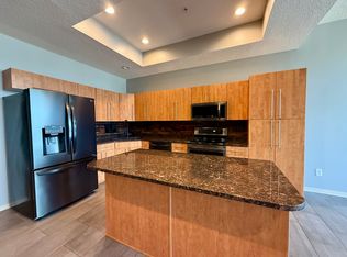 640 S 50th St Unit 2204, West Des Moines, IA 50265