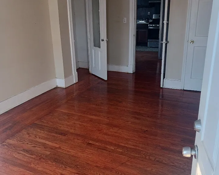 102 College Ave — Photo 6