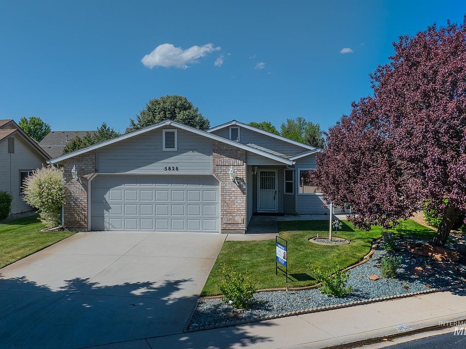 1st image of 5828 N Oasis Dr