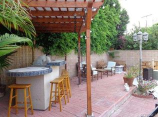 10111 Variel Ave, Chatsworth, CA 91311