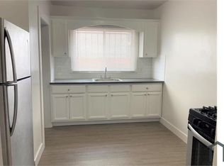 834 W 83rd St, Los Angeles, CA 90044