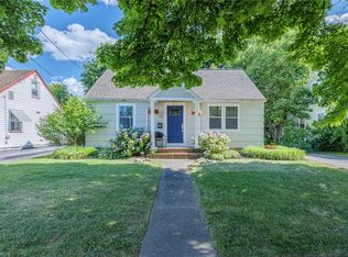 39 Lynbrook Dr, Rochester, NY 14609