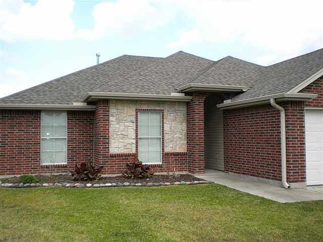 1st image of 5245 Windsor Ln