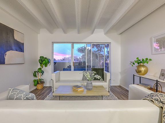 5th image of 1100 Alvarado Dr SE APT 304
