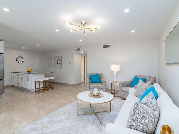 5th image of 25710 Hickory Blvd APT 210A