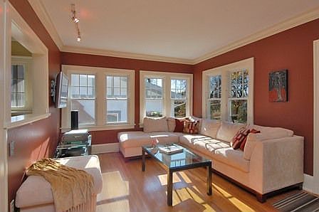 Gorgeous windows with natural light.