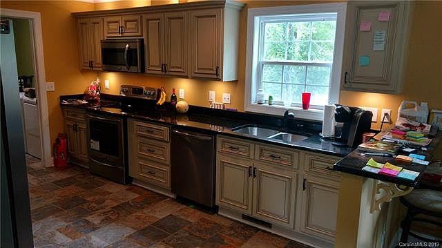 2nd image of 160 Linwood Dr