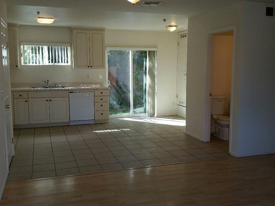 1st image of 15916 Sherman Way APT 3
