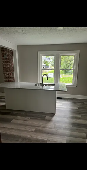 1465 Hildreth Ave — Photo 8